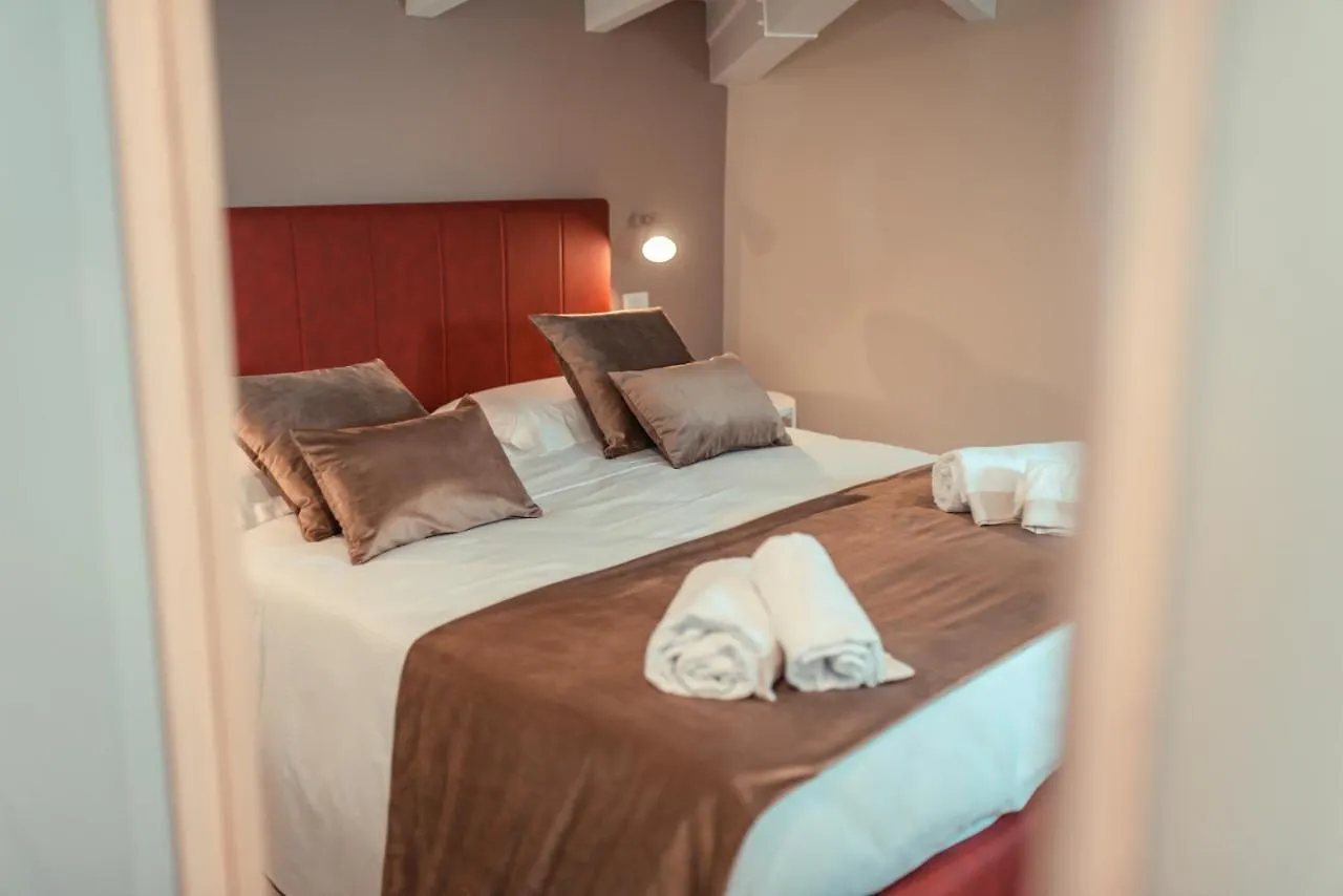 A'Coffa Rooms Таормина 3*,  Италия